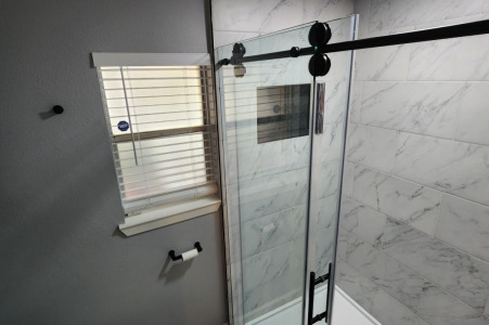 Spring-Branch-Bathroom-After-2a